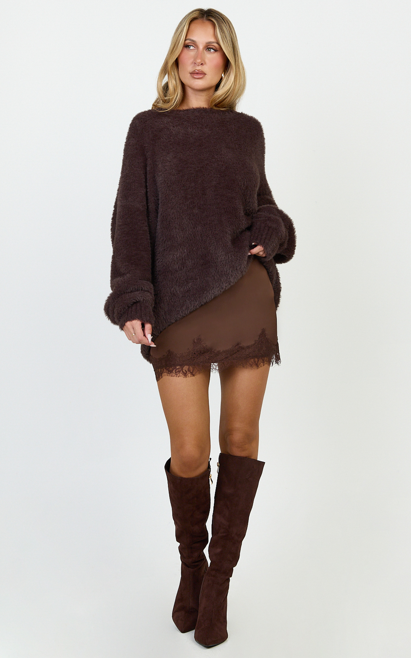 Emilia Jumper - Oversized Fluffy Knit Jumper in Chocolate